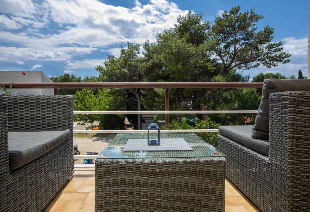 Apartments Agneza Тучепи Экстерьер фото