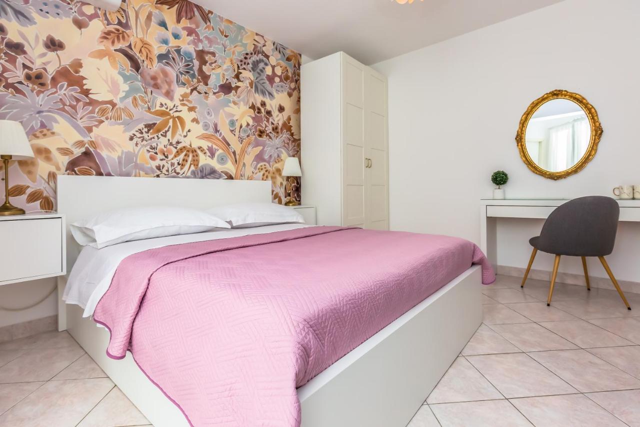 Apartments Agneza Тучепи Экстерьер фото