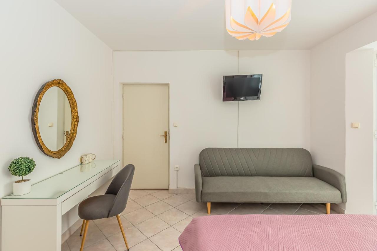 Apartments Agneza Тучепи Экстерьер фото