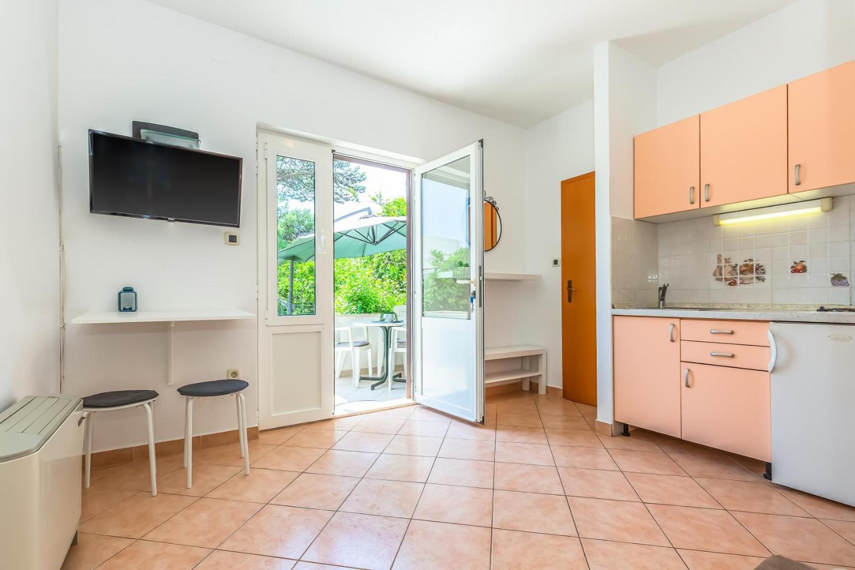 Apartments Agneza Тучепи Экстерьер фото