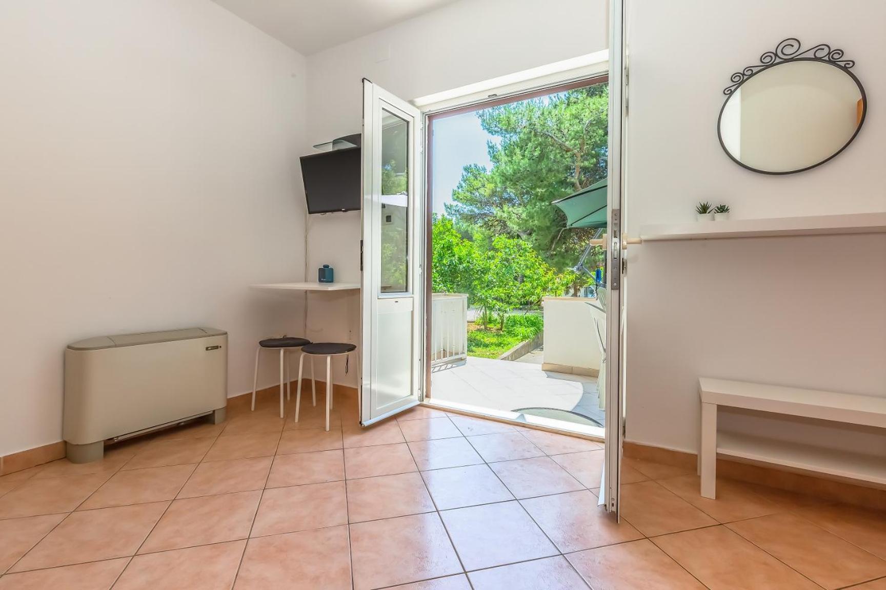 Apartments Agneza Тучепи Экстерьер фото