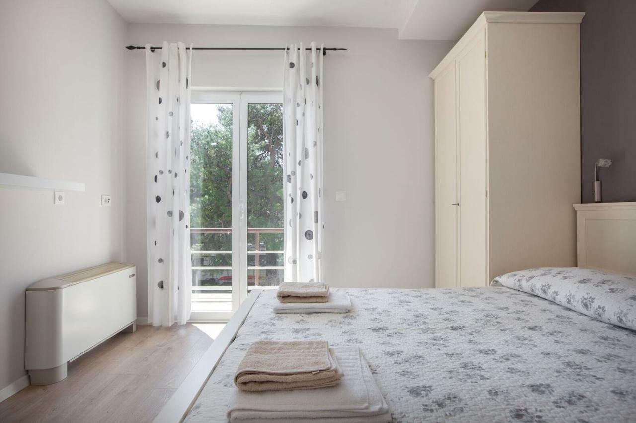 Apartments Agneza Тучепи Экстерьер фото
